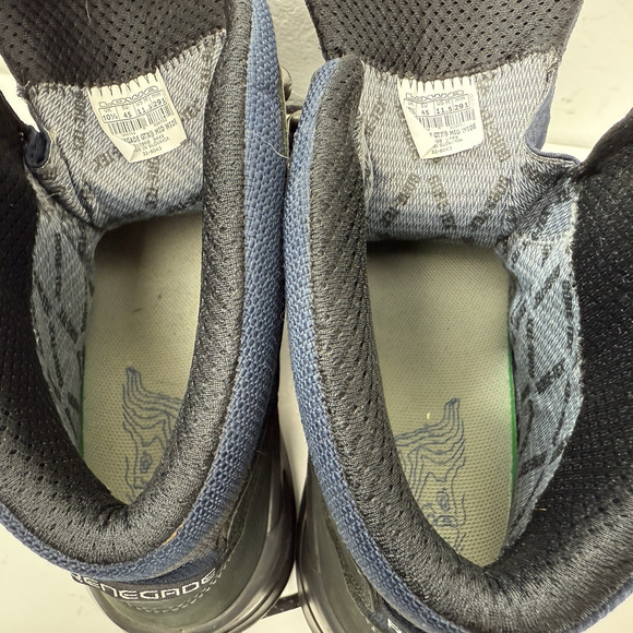 shoes - Picture 10 of 11